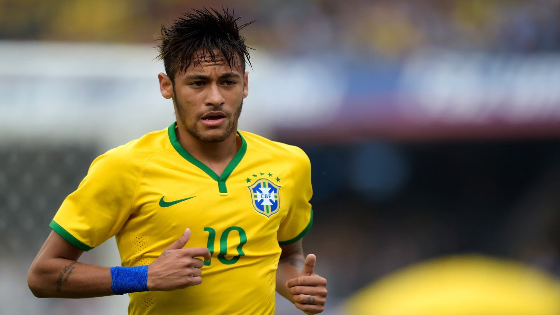 球员职业规划缺乏长远考虑,职业球员要求