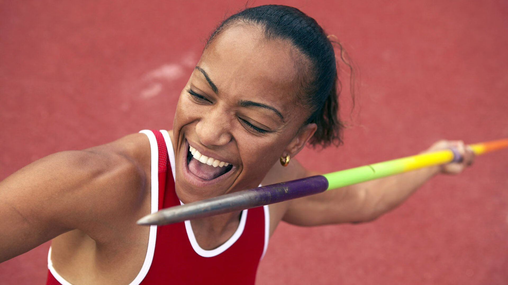 奇亚拉·佩拉卡尼与马泰奥·桑托罗跳板动作协调完美